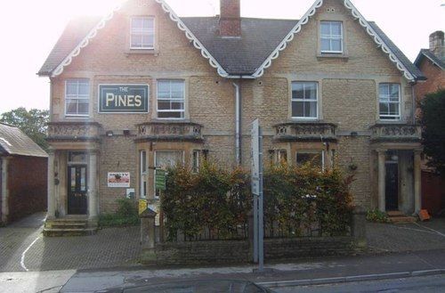 The Pines Guest Accommodation Chippenham  Exteriér fotografie